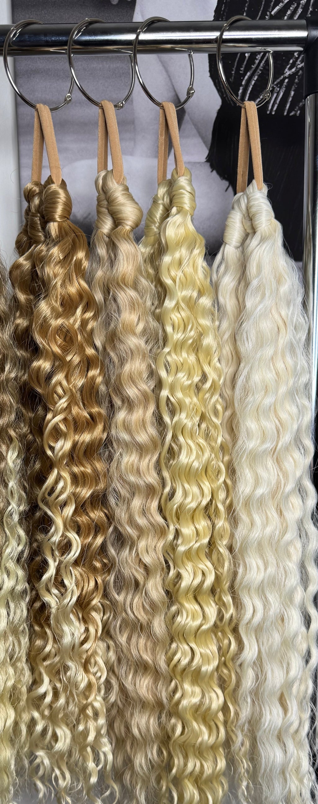 Waves Ponytail on Bobble