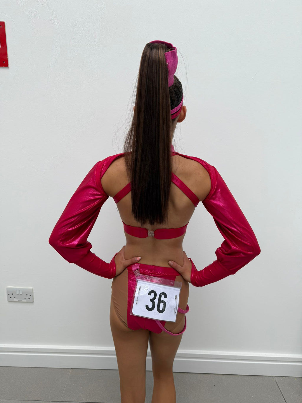 Straight Ponytail on Bobble