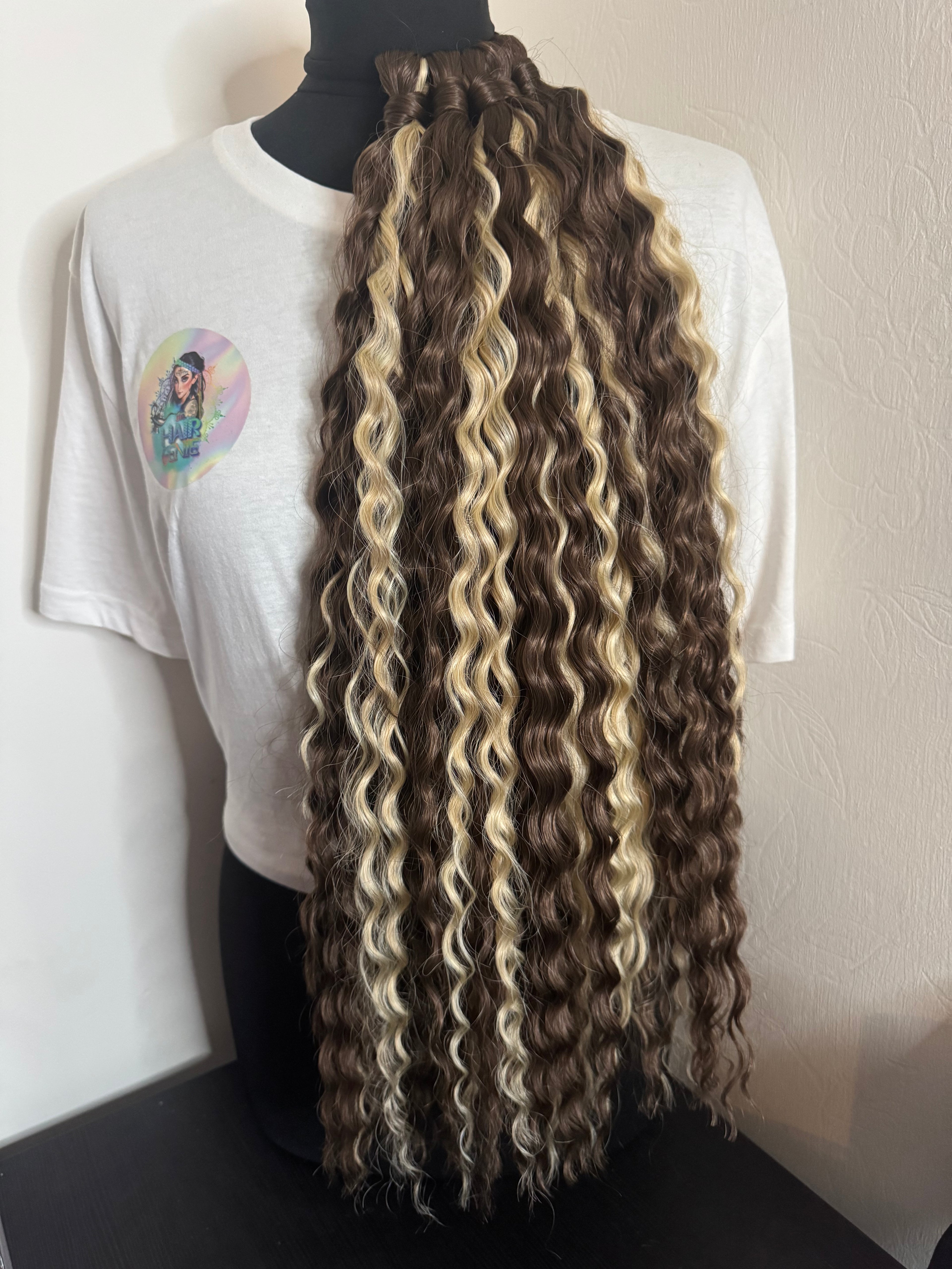 PRE ORDER Waves Ponytail on Bobble